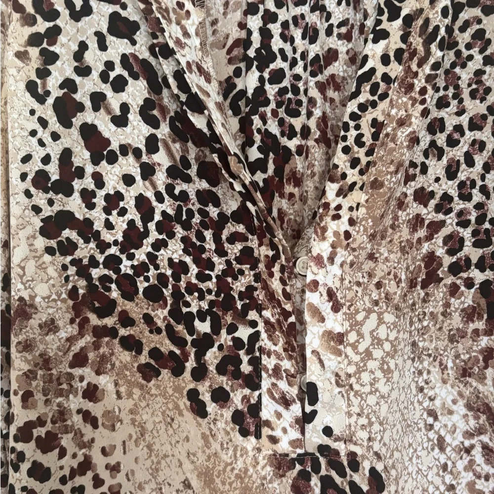 Leopard Print Sleeveless Top - Picture 2 of 4